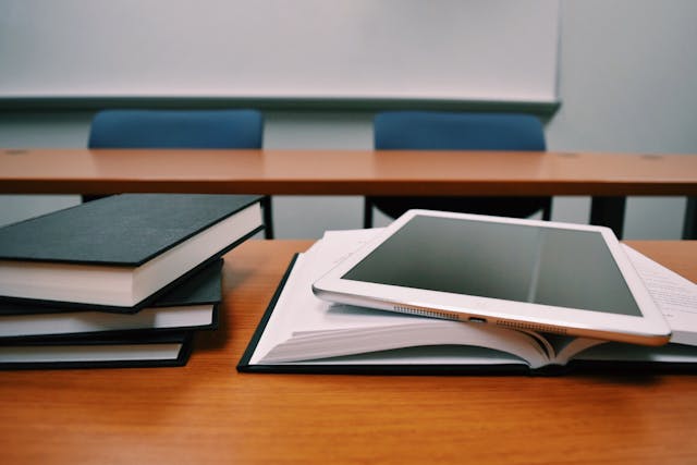 IELTS Speaking - Test 2 - CAM 8