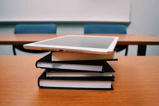IELTS Reading - Test 3 - Cam 7